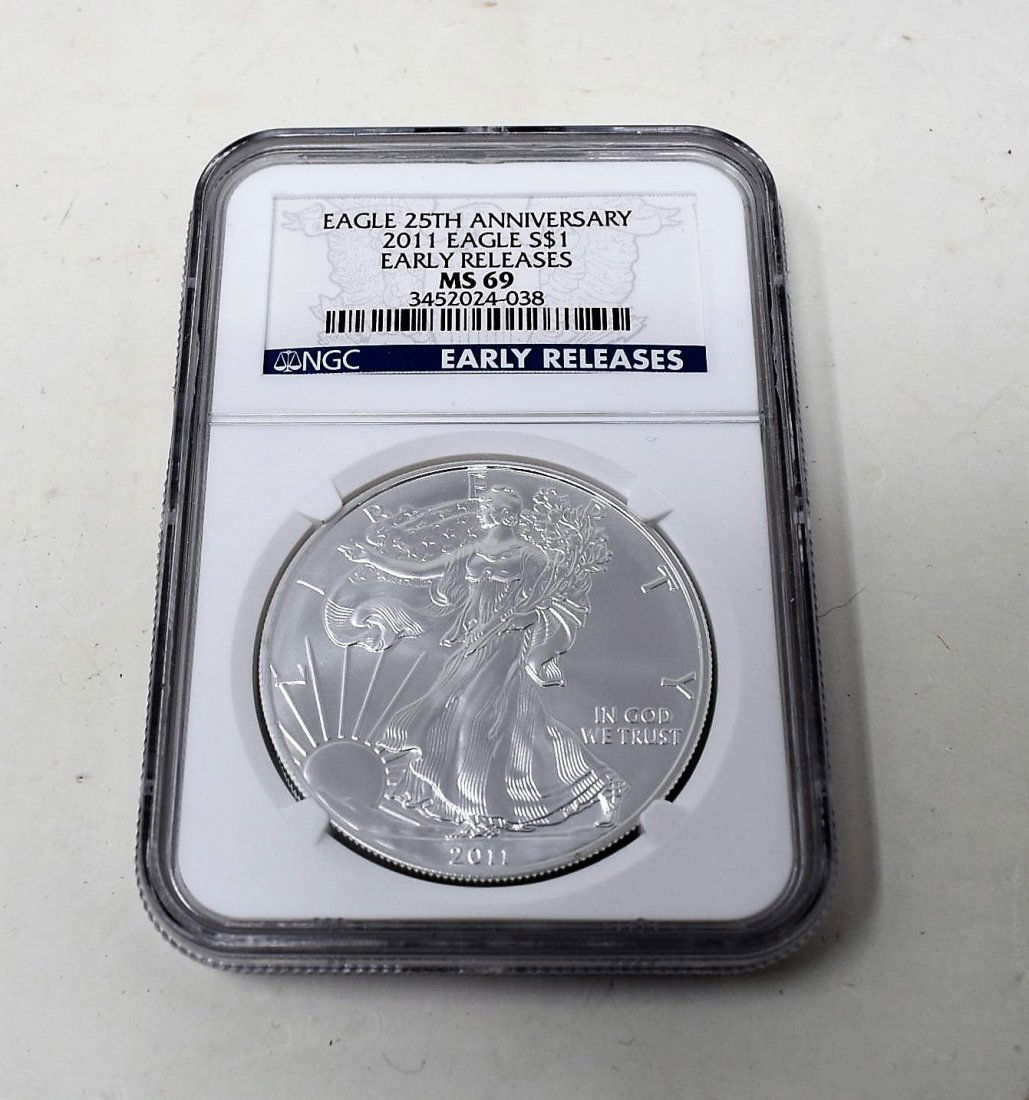 2011 25th Anniversary U.S. Eagle NGC MS 69 Early Releas (1 of 2)