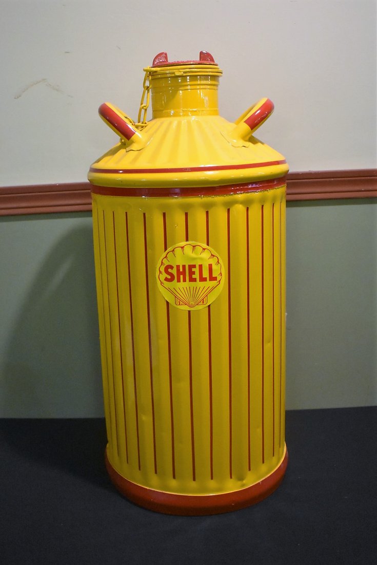 Restored 10 Gallon Oil Can "Shell" Oil, Davis Welding Company (1 of 6)
