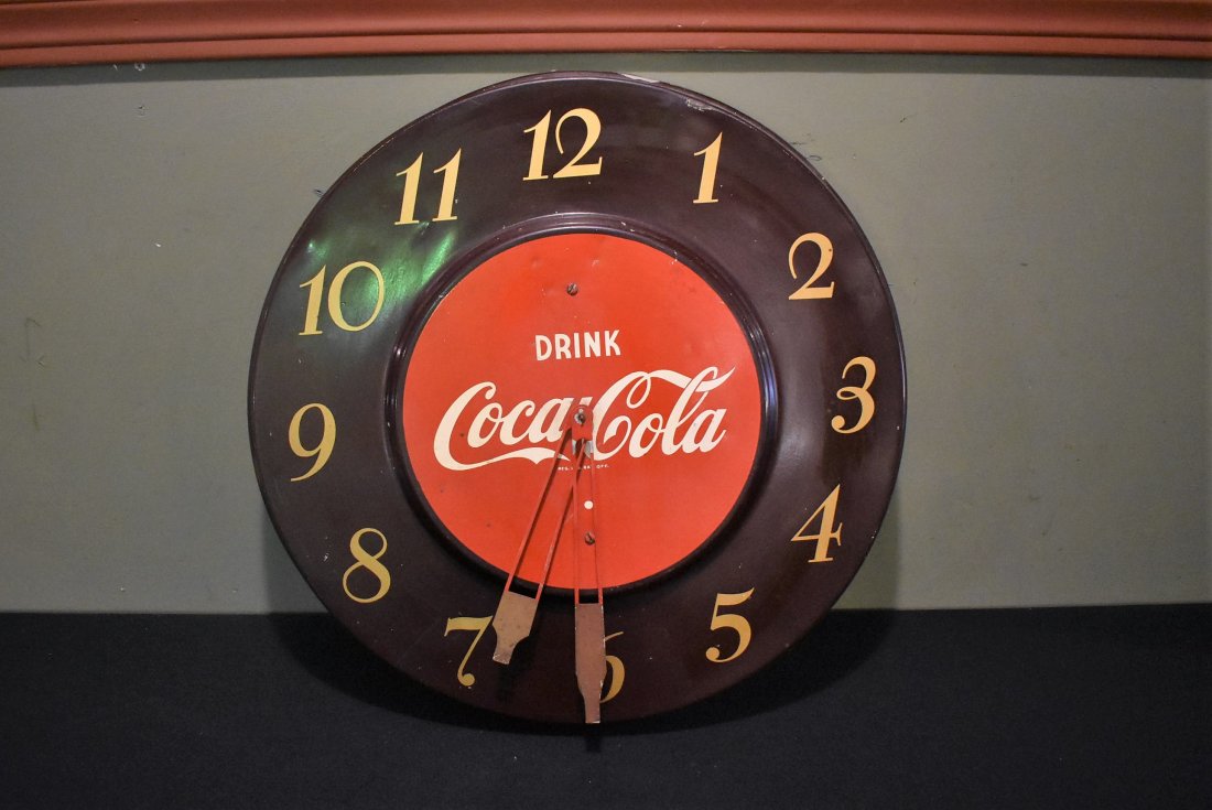 Vintage Tin Coca-Cola Round Clock (1 of 4)