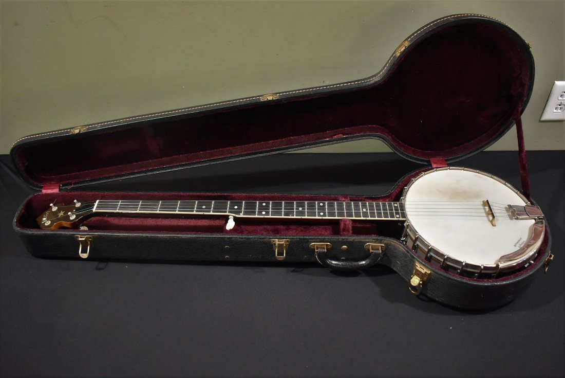 1967 Vega Pete Seeger Long Neck 5 String Banjo (1 of 10)