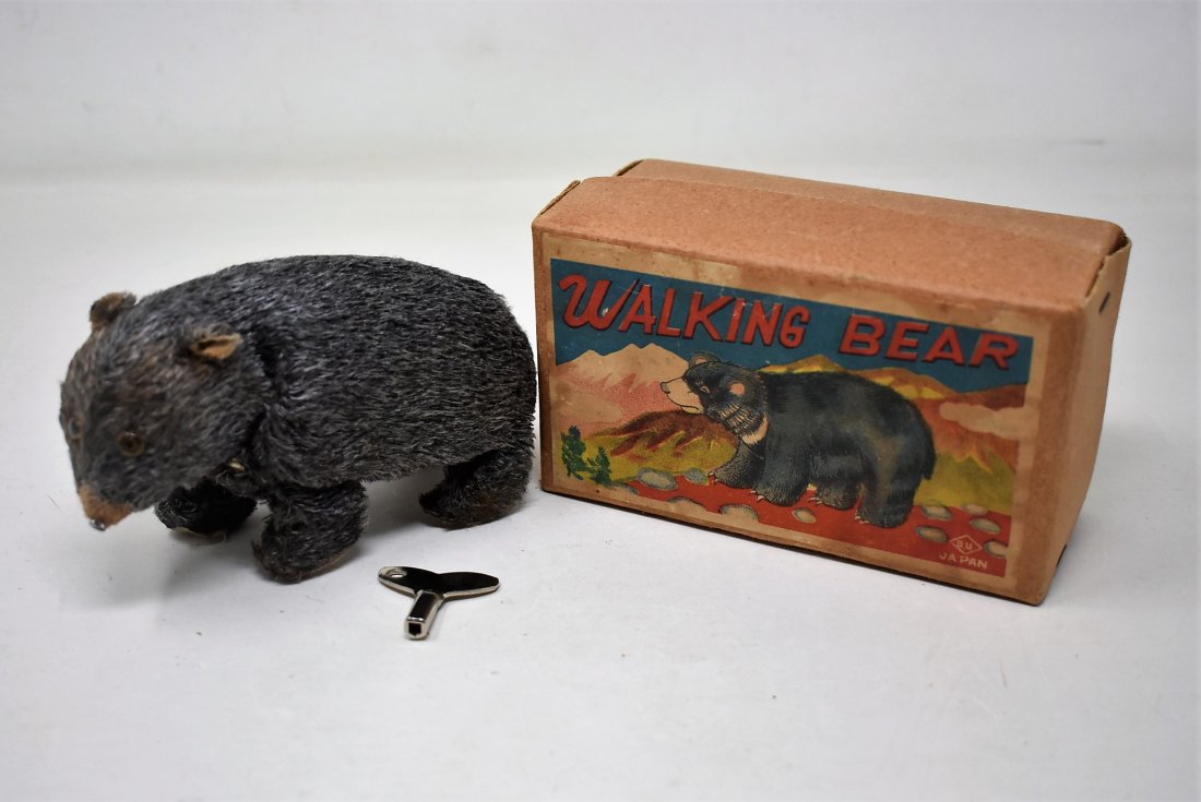 Vintage BU Japan Wind Up Walking Bear IN BOX (1 of 4)