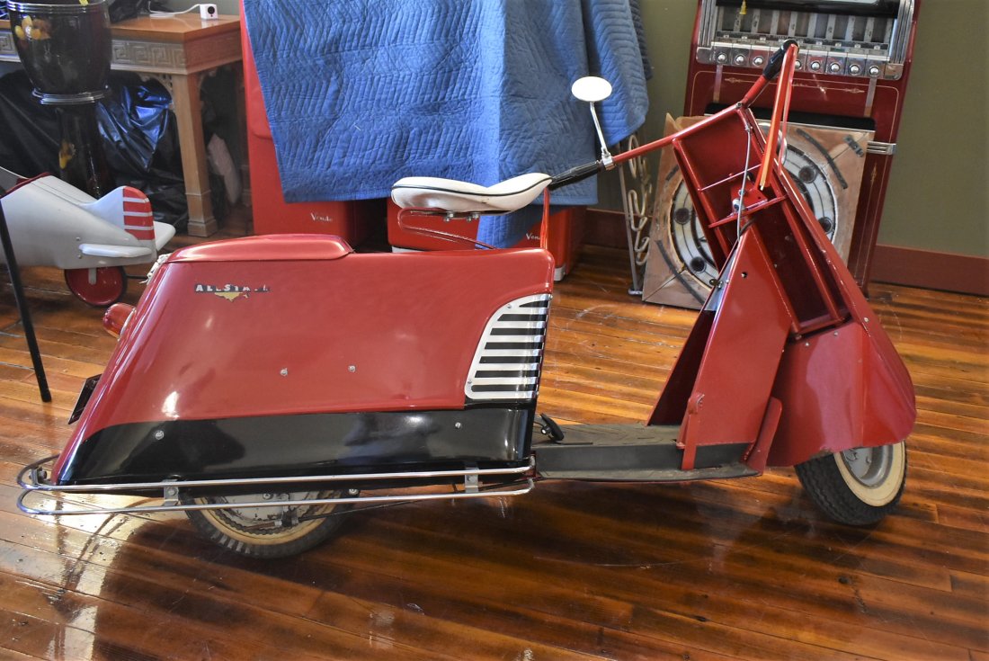 1950s Cushman Allstate Scooter (1 of 11)