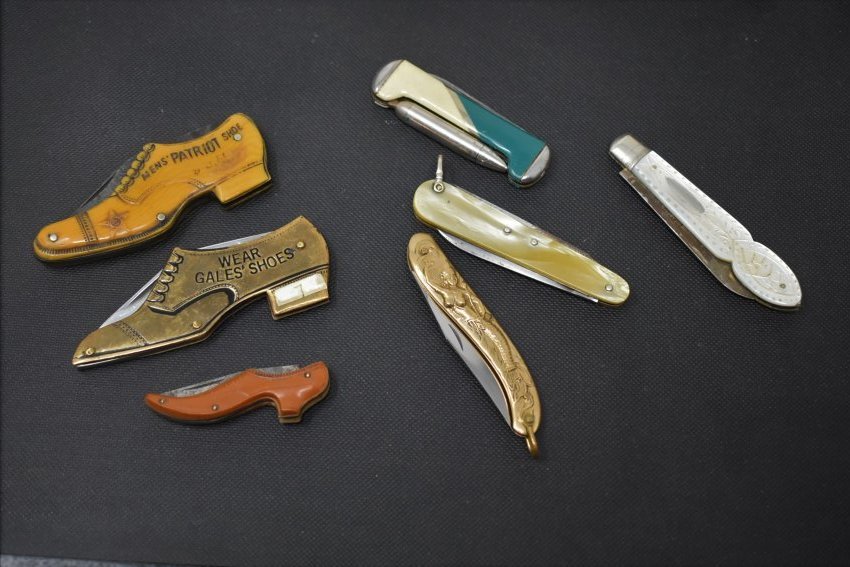 7 Vintage Pocket Knifes Advertising, World's Fair (1 of 5)