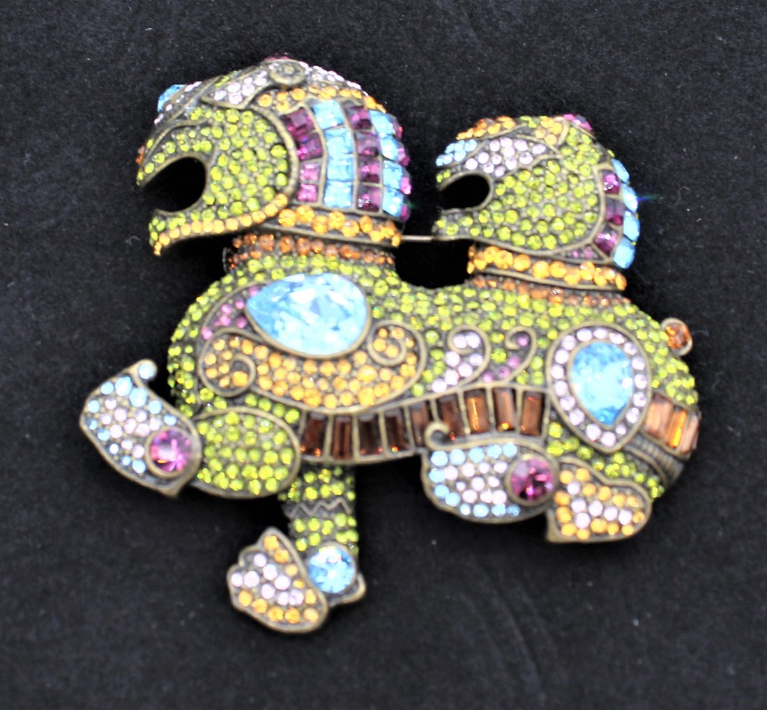 Heidi Daus Rhinestone Foo dog Brooch Pin (1 of 5)