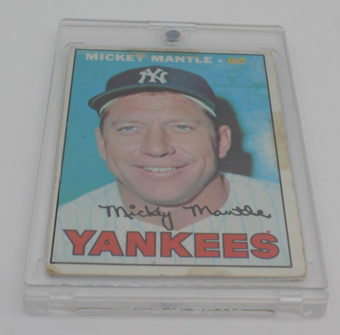 1967 Topps Mickey Mantle  Yankees 150 Baseball Card (1 of 5)