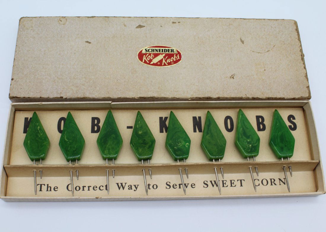 Schneider Kob Knobs corn cob holders green catalin bakelite in original box (1 of 2)