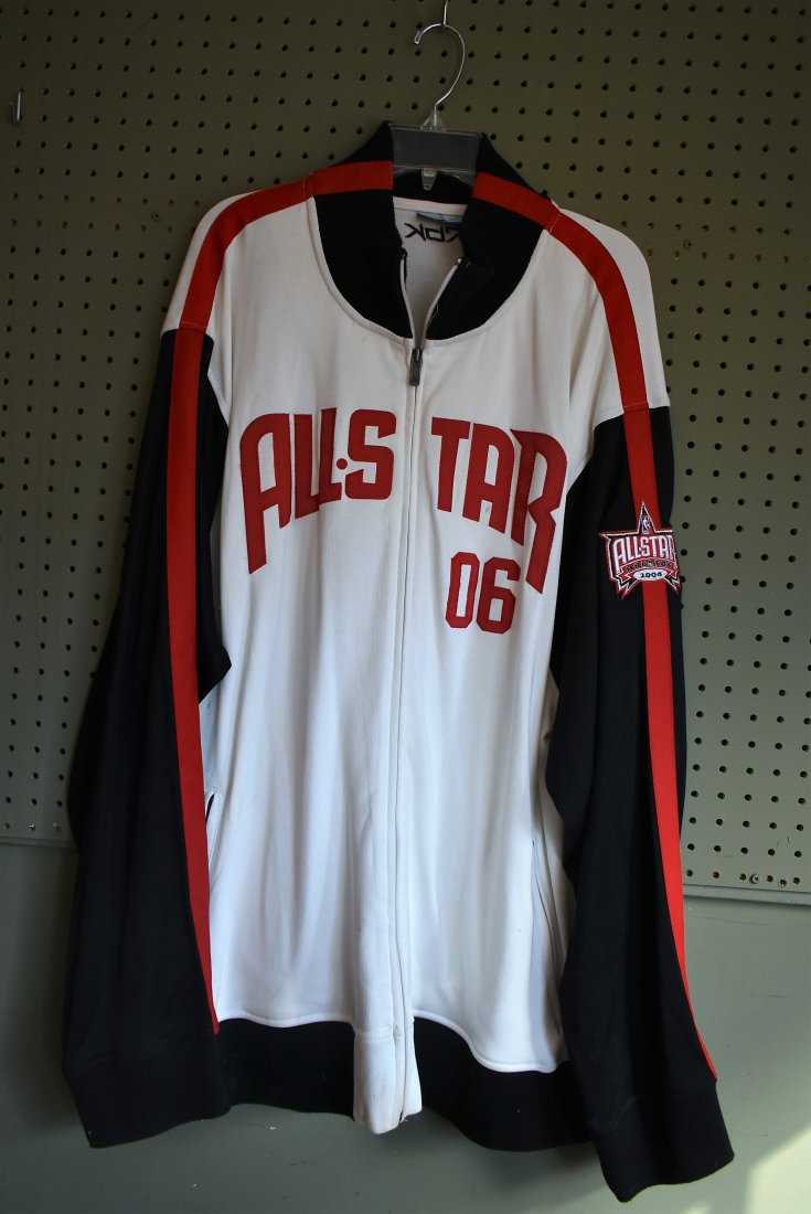 2006 NBA All-Star Game Jacket Reebok: Reebok 2006 NBA All Star Game Jacket, Big Size (tag is faded) 2x? 3x?