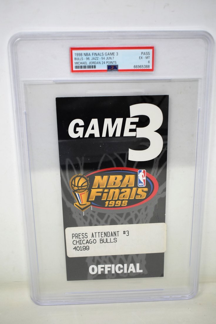 1998 NBA Finals Gm 3 Press Pass Bulls vs Jazz Jordan PSA Graded 6 (1 of 3)