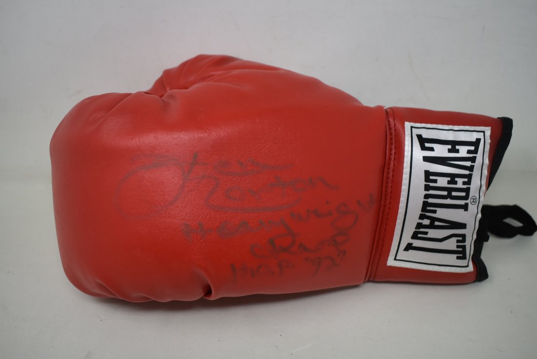 Ken Norton Heavyweight Champ Signed Everlast Boxing Glove (1 of 3)