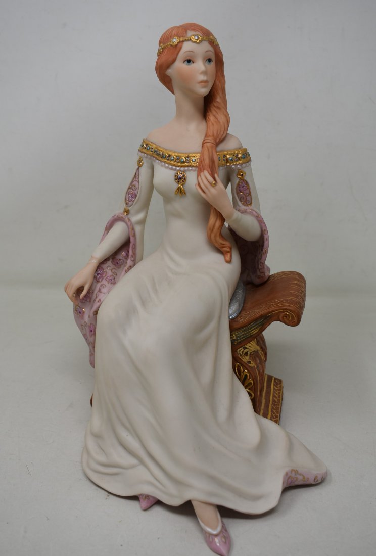 Beautiful Cybis Porcelain "Queen Guinevere": Cybis Porcelain "Queen Guinevere". She measures 10" tall and comes in excellent condition. Numbered 293. Beautifully detailed piece!