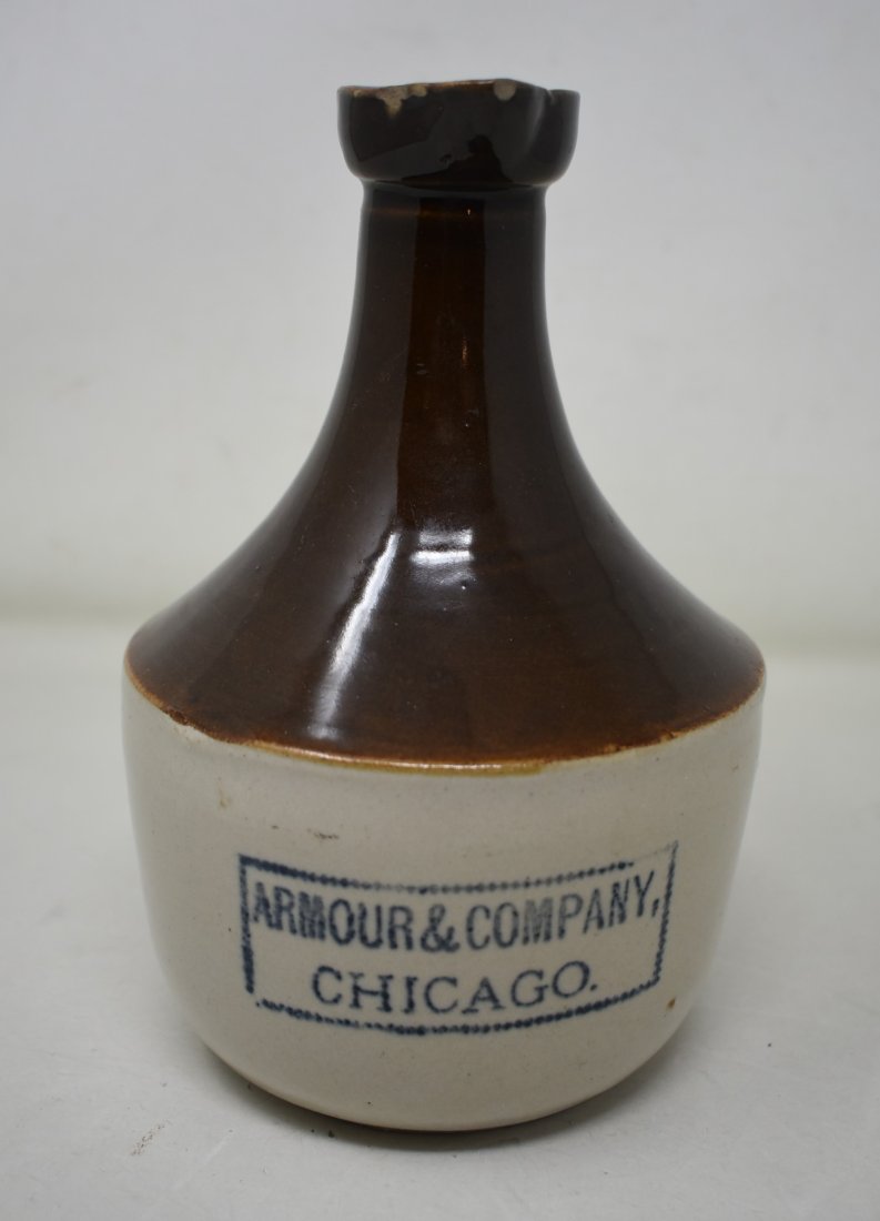 Antique Chicago Advertising Liquor Jug "Armour & Co.": Antique Chicago Advertising Liquor Jeg "Armour & Co.". It measures 8" tall. Light wear.