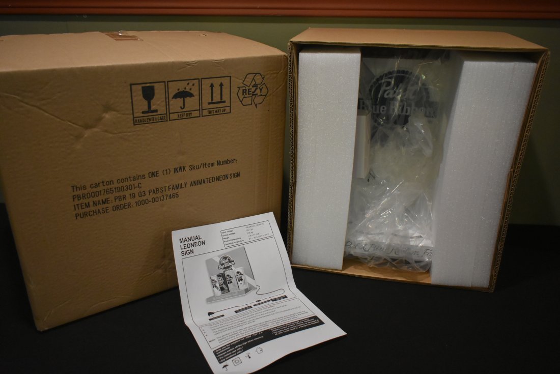 New In Box Pabst Beer LED Animated Neon Back Bar Display Sign (1 of 5)