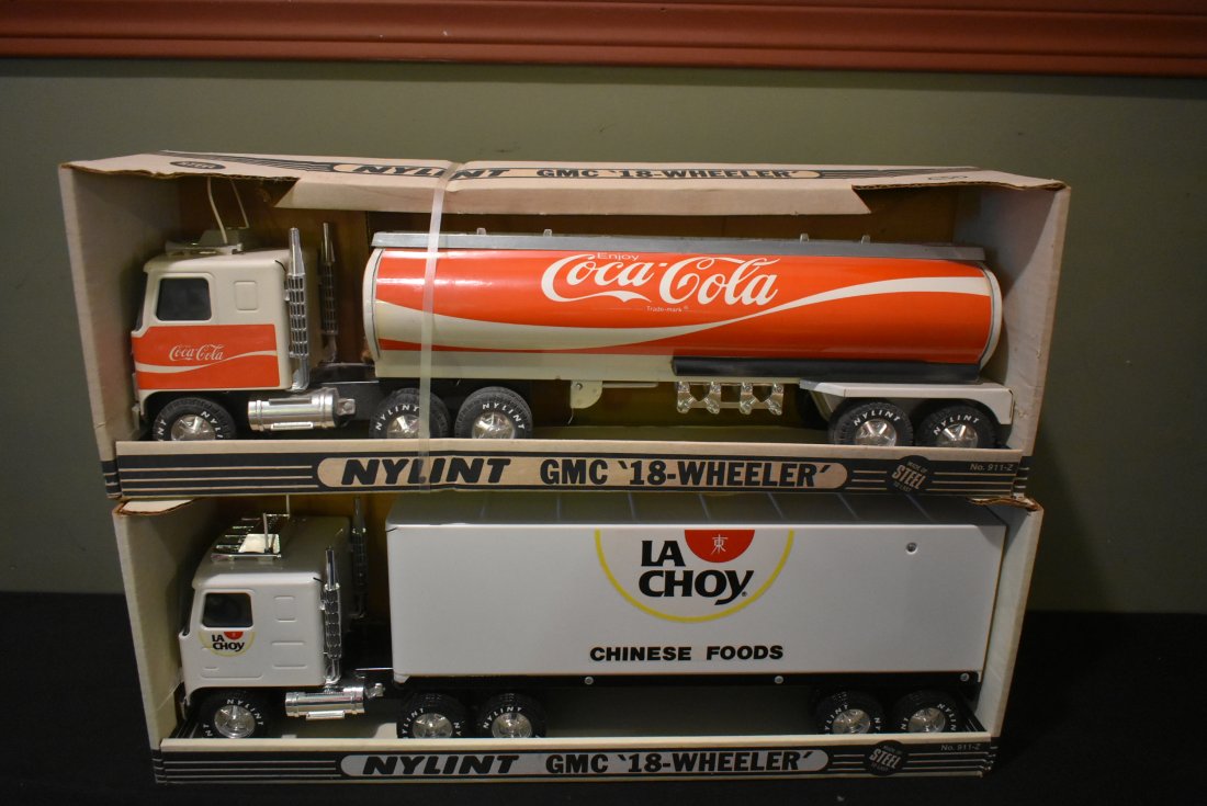 2 Vintage Steel Tractor Trailer Trucks Nylint 18 Wheelers New in Box (1 of 4)