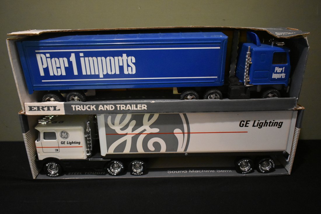 2 Vintage Steel Tractor Trailer Trucks 18 Wheelers New in Box (1 of 4)