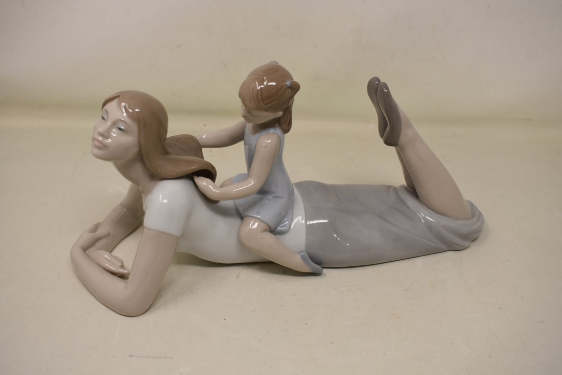 Lladro "You're So Pretty": Lladro "You're So Pretty", in excellent condition.