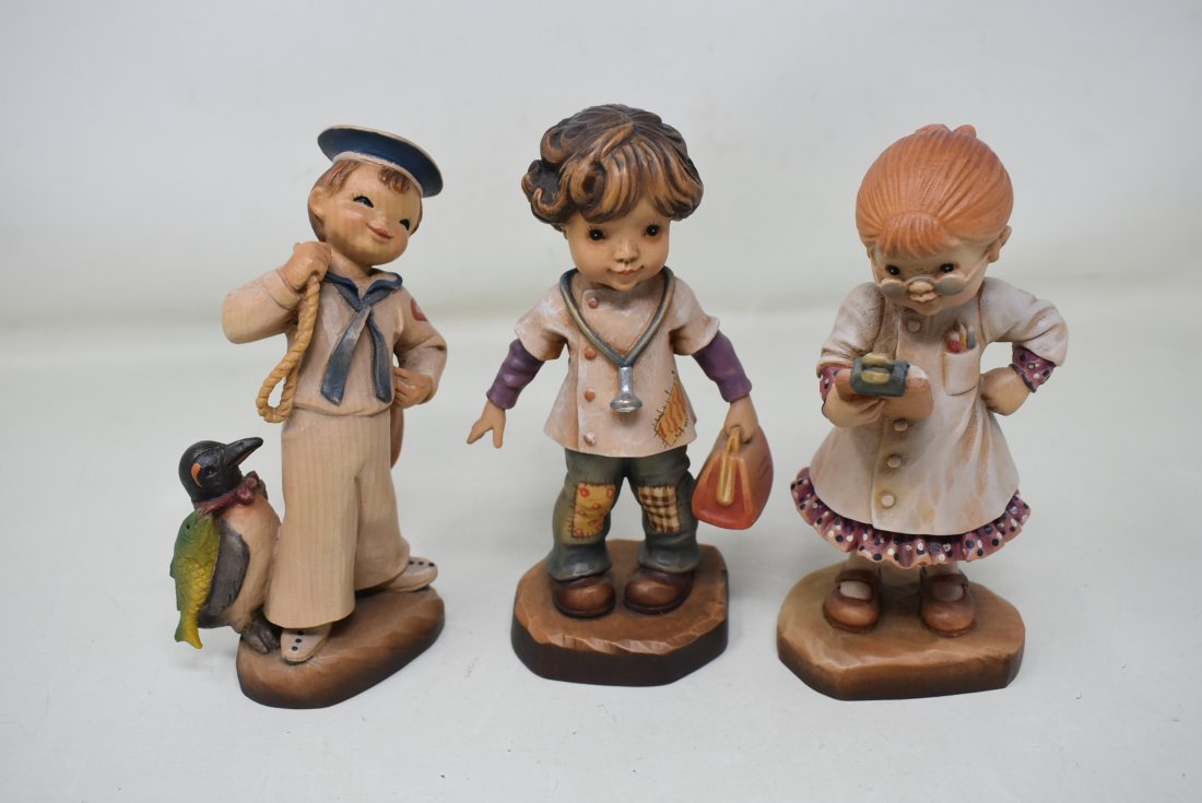 Lot of 3 Anri Carvings: A Lot of 3 Carved Anri Figures, Shipmates, House Call and Yearly Check Up. All are in good condition.