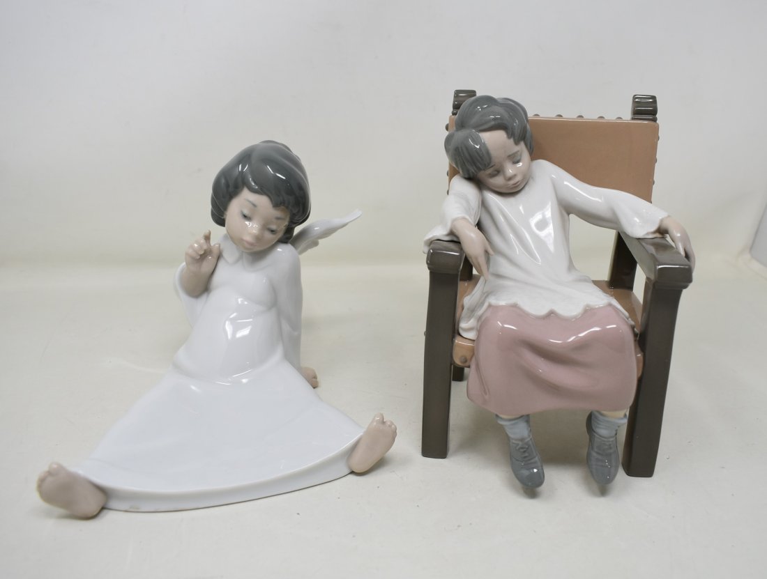 2 Lladro Figures 4962 & 5070: Lot of 2 Lladro 4962 "Wondering" and 5070 "Choir Boy". In nice conditoin.