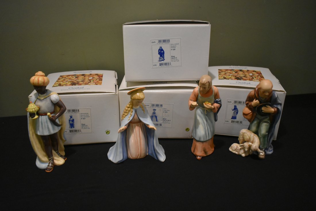 4 Hummel Nativity Figures EXC in Boxes (1 of 4)