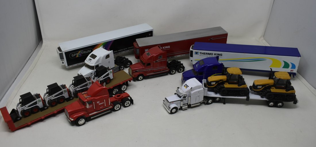 5 Die-Cast Tractor Trailers (1 of 6)