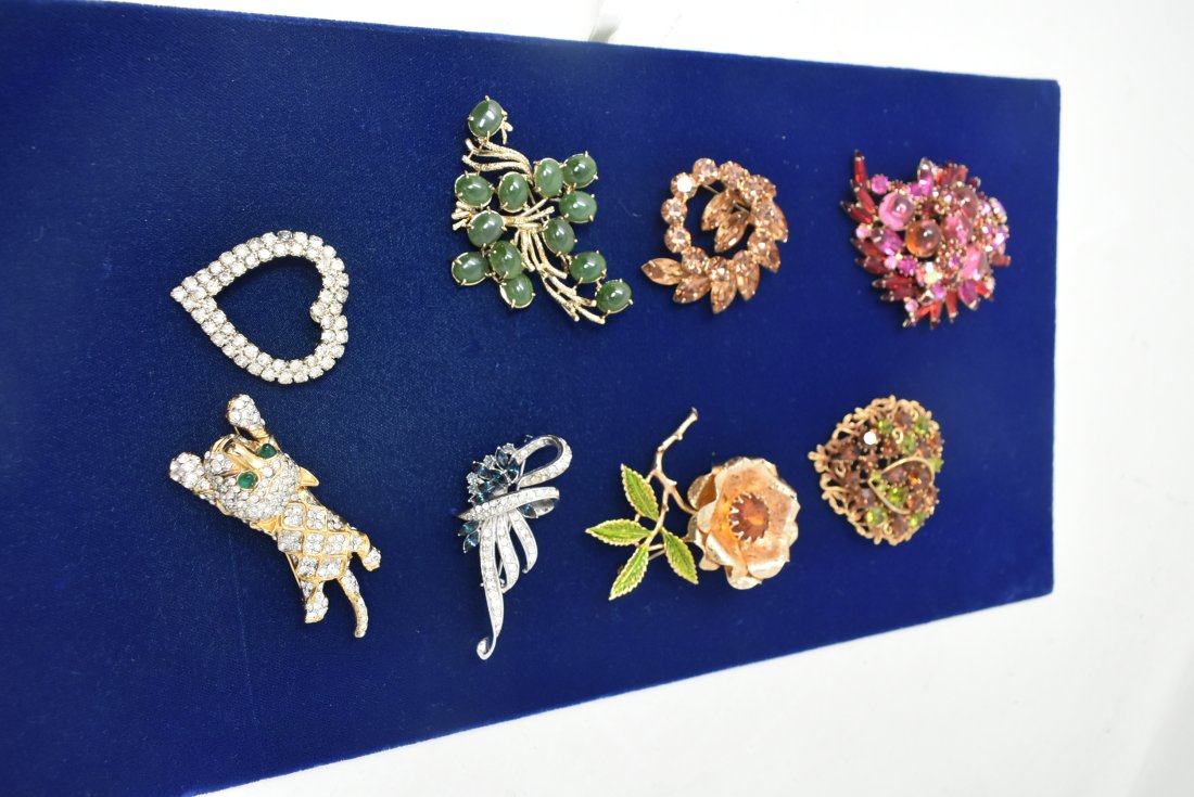 Lot of 8 Gorgeous Rhinestone Brooches: A Lot of Rhinestone Brooches including Weiss, Coro, Coventry and more