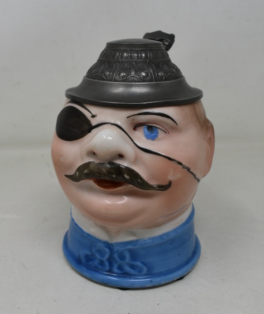 Dueling Fraternal Faces Character Beer Stein 1/2 Liter (1 of 7)