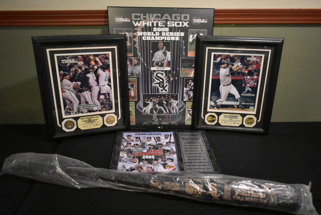 Collection of Chicago White Sox 2005 World Series Collectibles (1 of 4)