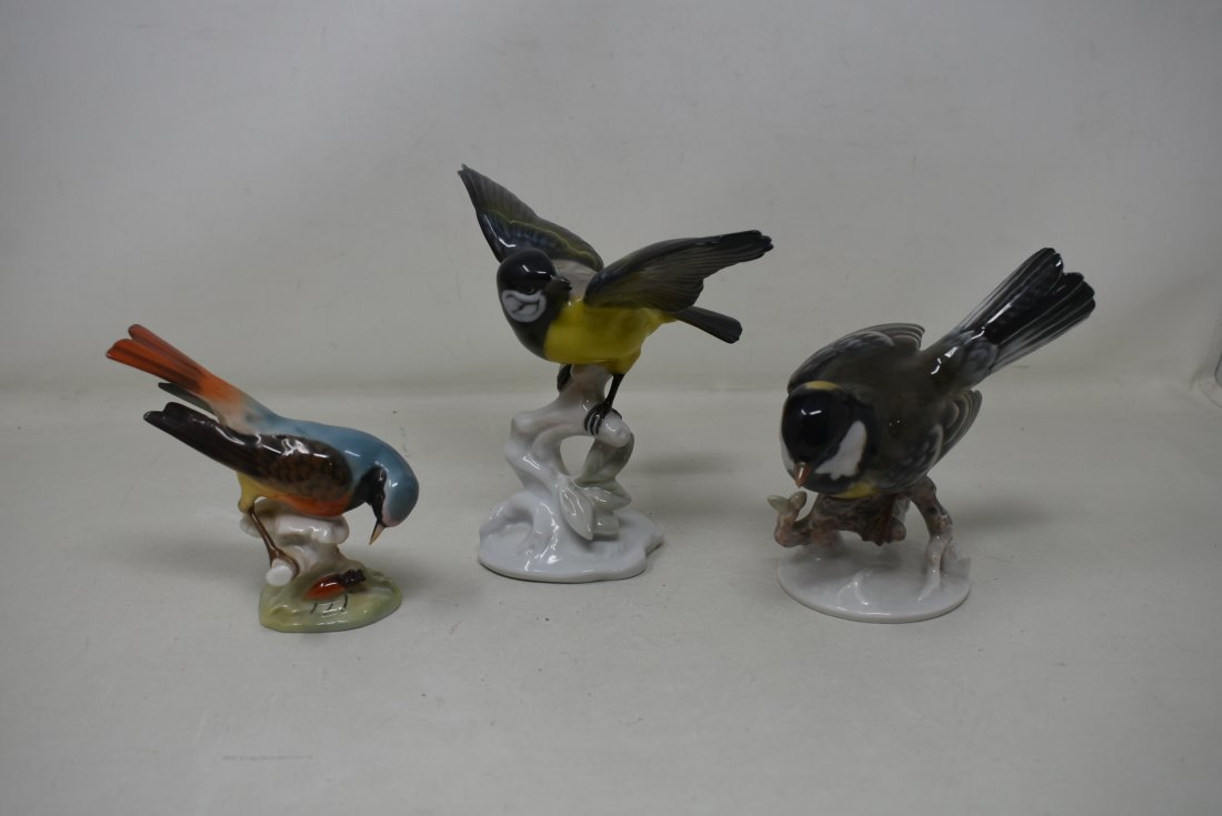 3 Porcelain Birds, Rosenthal & Hutchenruether: Group of 3 6" Porcelain Birds, 2 Rosenthal and 1 Hutchenruether. Nice condition.