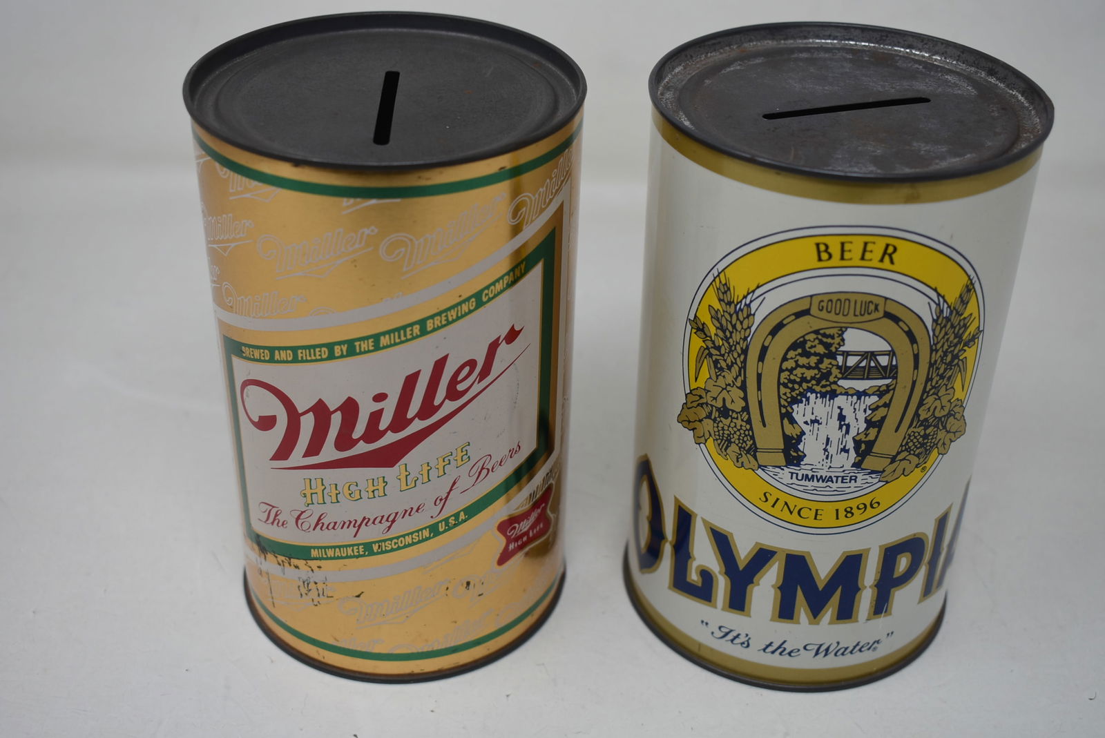 2 Vintage  oversized banks JL Clark Rockford Beer Can Coin Banks (1 of 4)