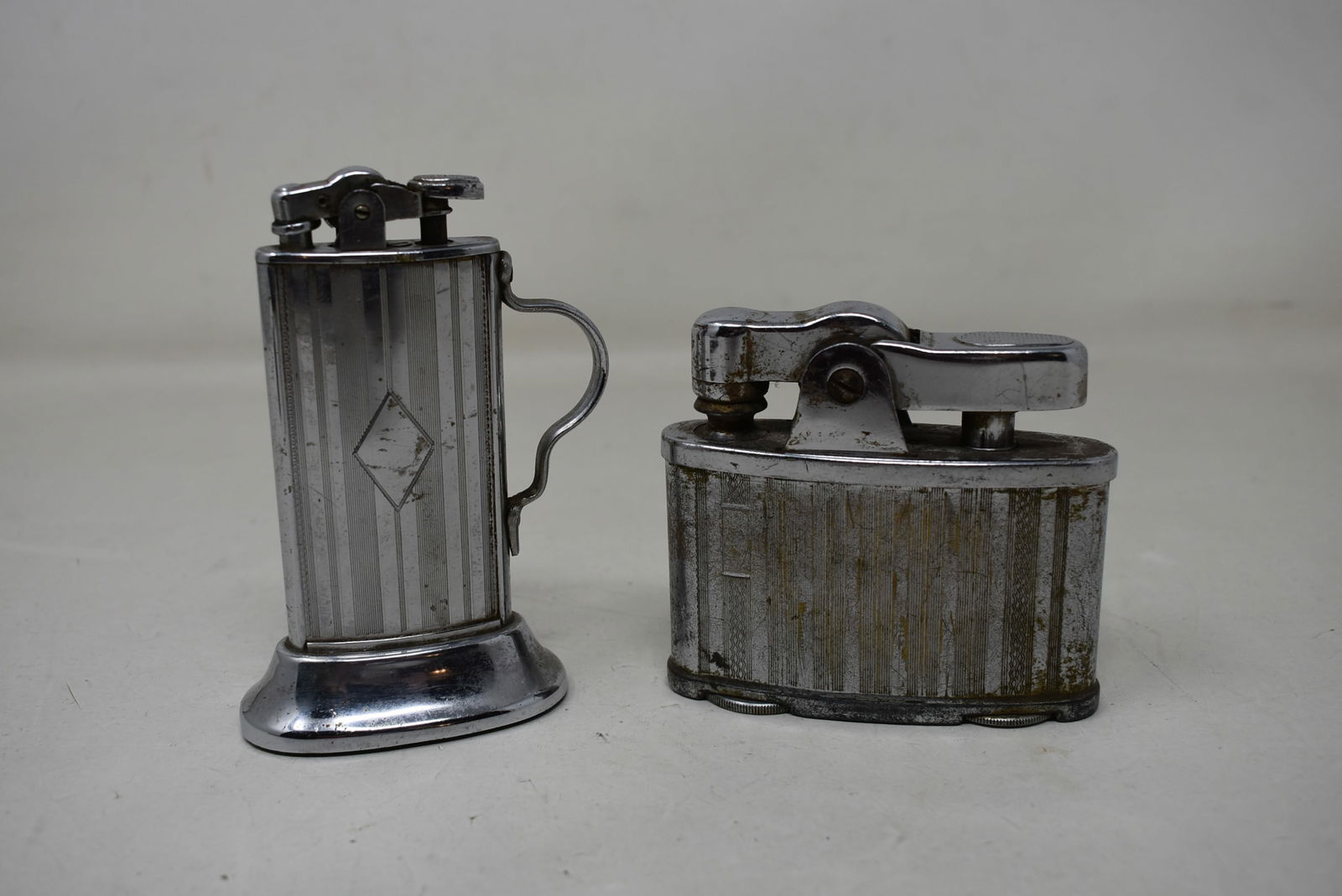 2 Large Ronson Table Lighters (1 of 4)