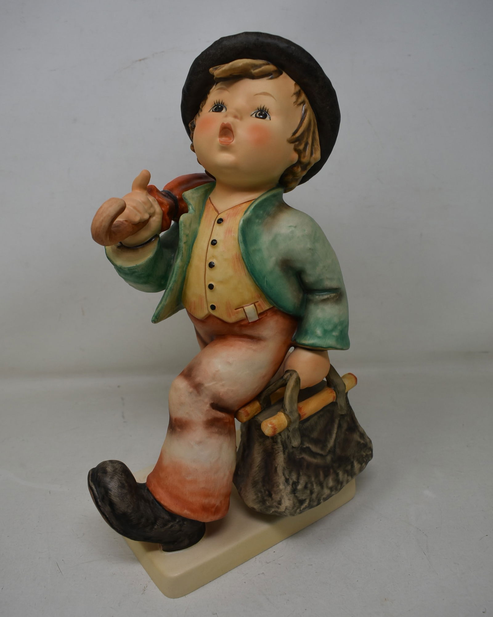 Large 12" Hummel Figurine "Merry Wanderer" (1 of 4)