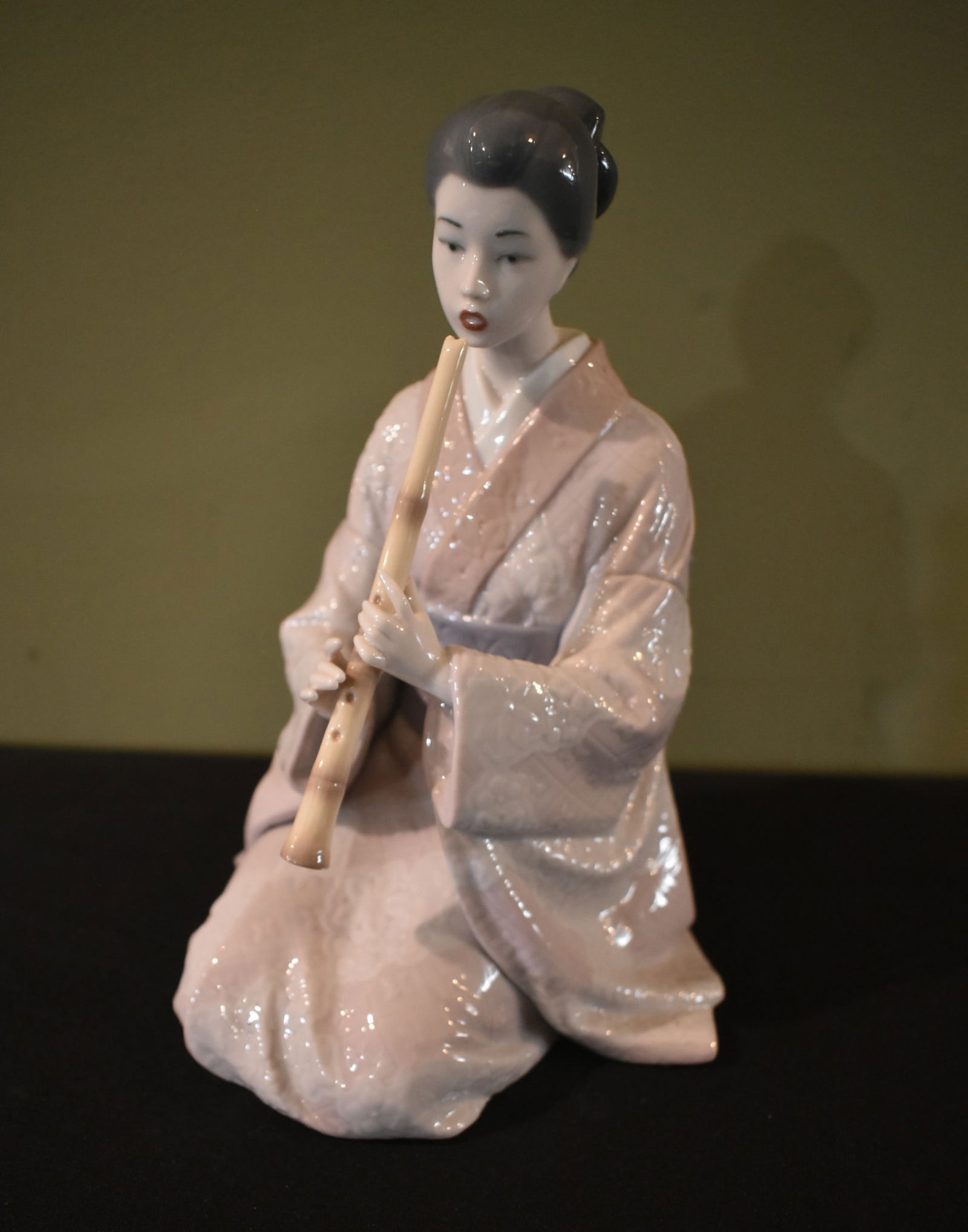 Lladro Porcelain Figure 8225 "Shakuhachi Player" (1 of 4)
