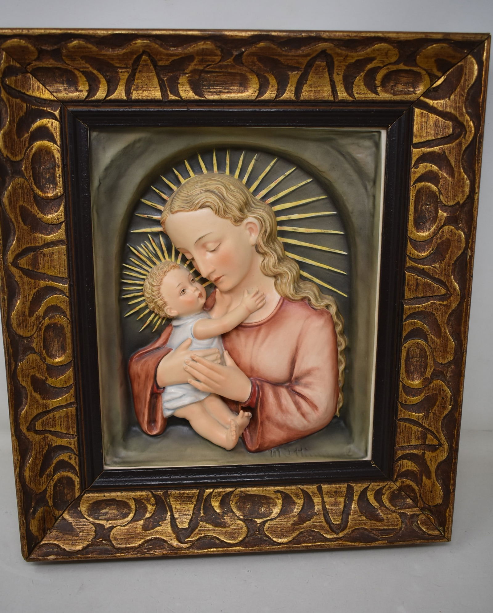 Hummel Madonna & Baby Jesus Framed Porcelain Plaque (1 of 4)