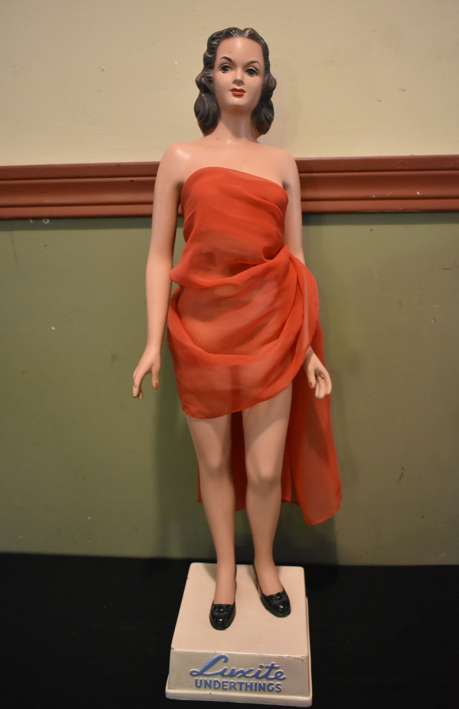 Vintage Luxite Underthings Store Display Piece (1 of 4)