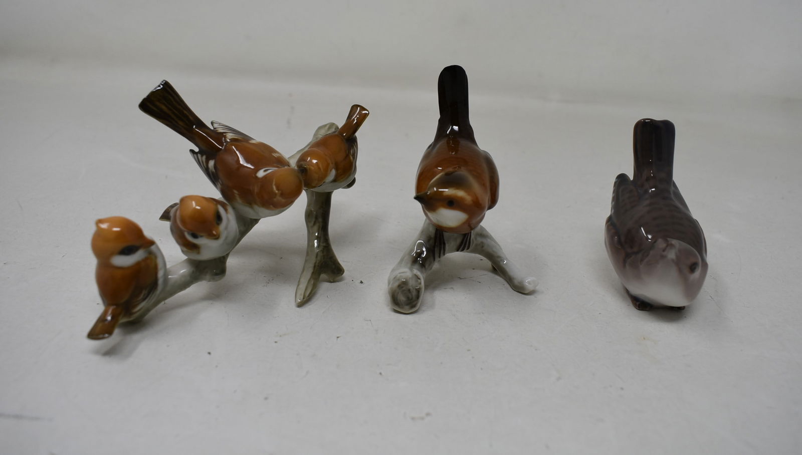 3 Porcelain Bird Figures including Hutschenreuther Granget (1 of 5)