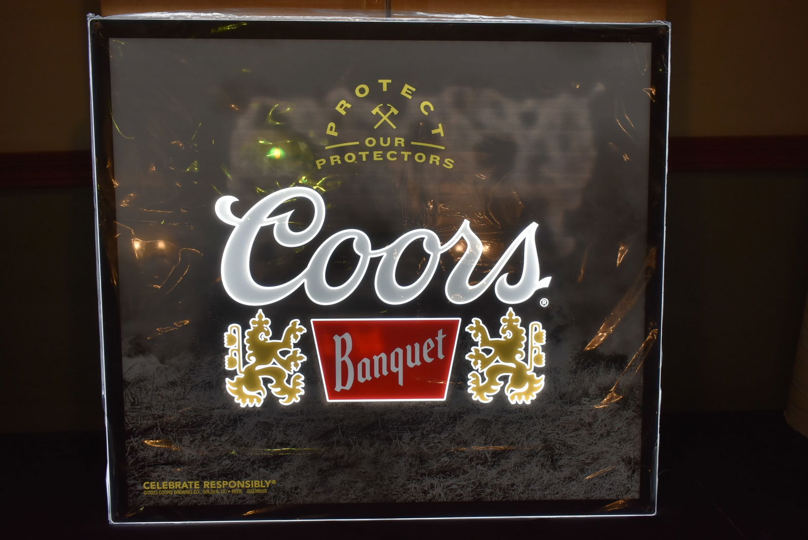 Large Coors Beer "Protect Our Protectors" LED Bar Sign Light NEW (1 of 4)