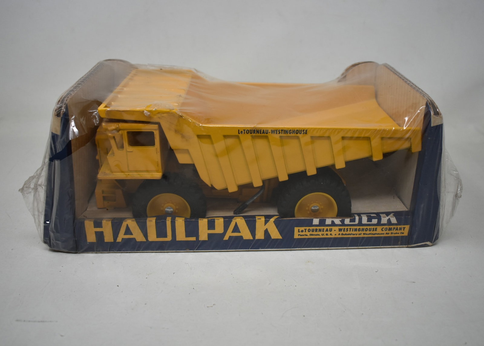 Vintage ERTL Wabco Haulpak 10" Dump Truck NEW Old Stock SEALED (1 of 5)