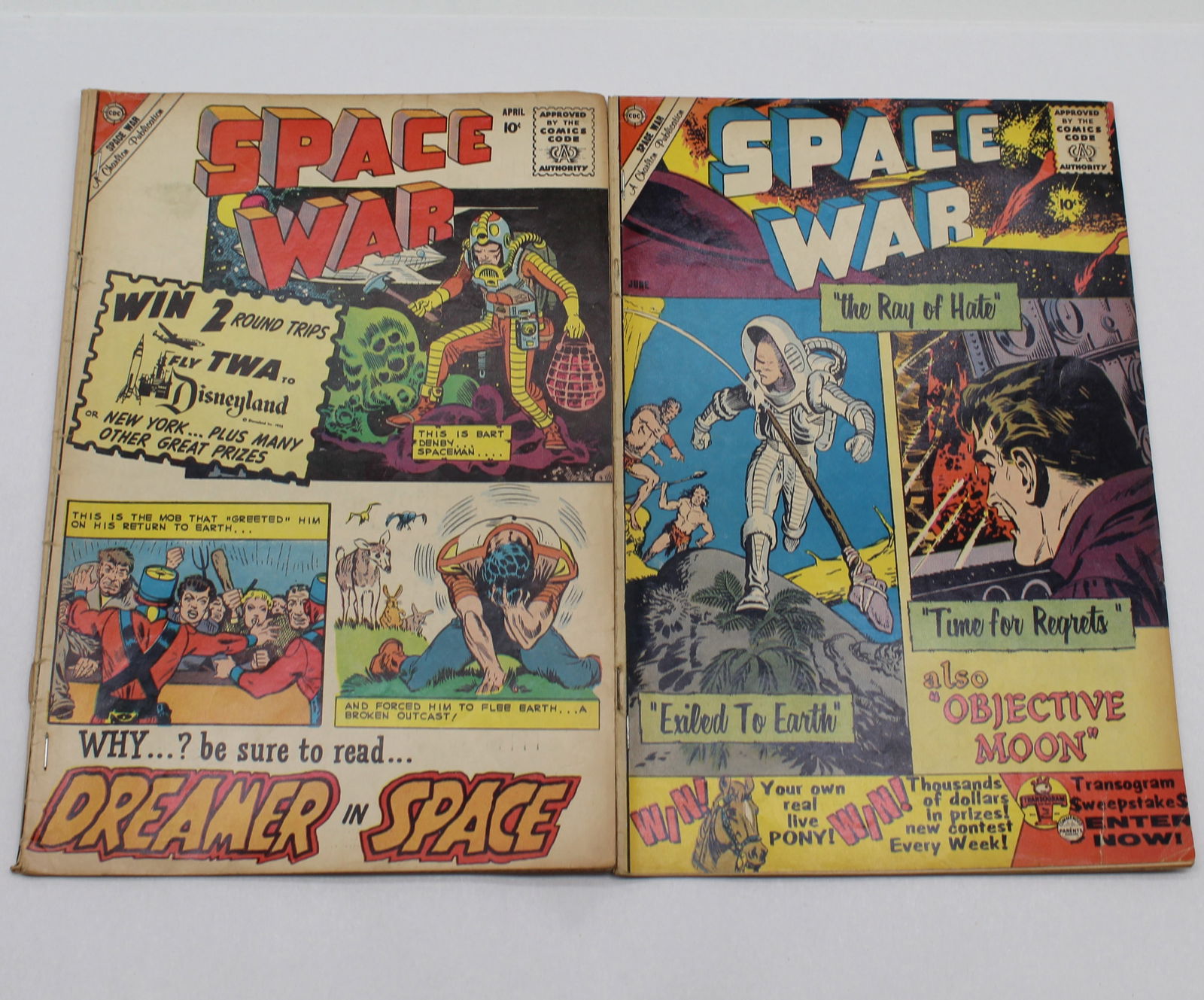 Space War #4 & #5 (1960): Space War #4 & #5 (1960) - books may have Bends, tears, wear etc. - see Photos for condition.