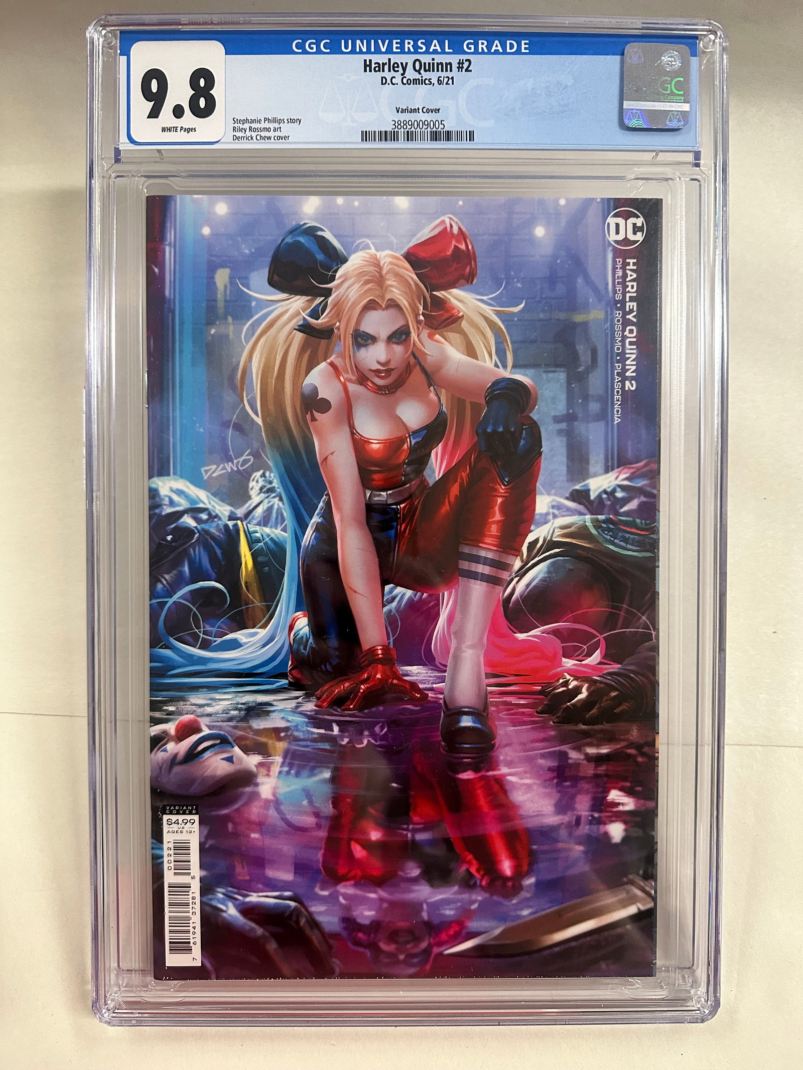 Harley Quinn #2 (2021) Graded CGC 9.8 - Variant Cover: Harley Quinn #2 (2021) Graded CGC 9.8 - Variant Cover -CGC Graded Case in Good Shape