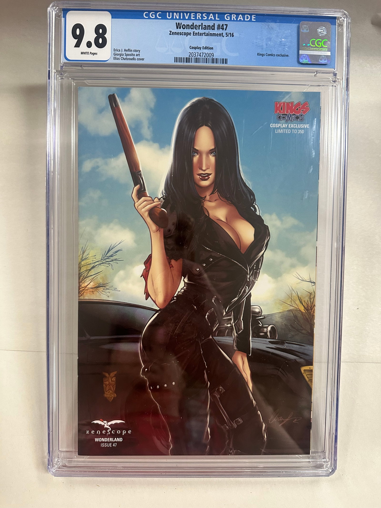 Wonderland #47 (2016) Graded CGC 9.8 - Limited to 350 Copies Kings Comics Cosplay Exclusive: Wonderland #47 (2016) Graded CGC 9.8 - Limited to 350 Copies Kings Comics Cosplay Exclusive -CGC Graded Case in Good Shape