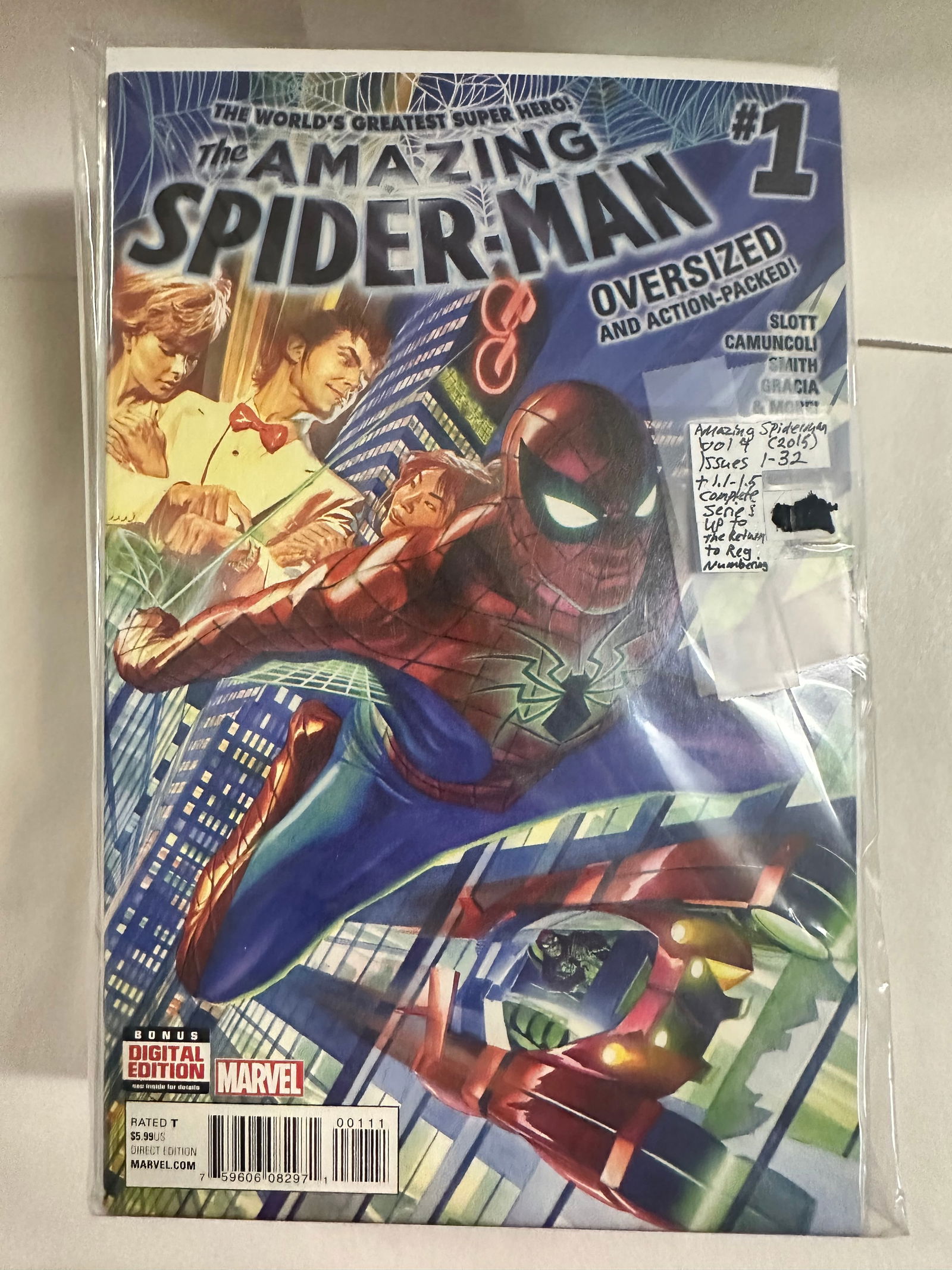 Amazing Spiderman (2015) 1-32 +1.1, 1.2, 1.3, 1.4, 1.5, & 1.6  - - 38 Issues Total - complete series (1 of 2)