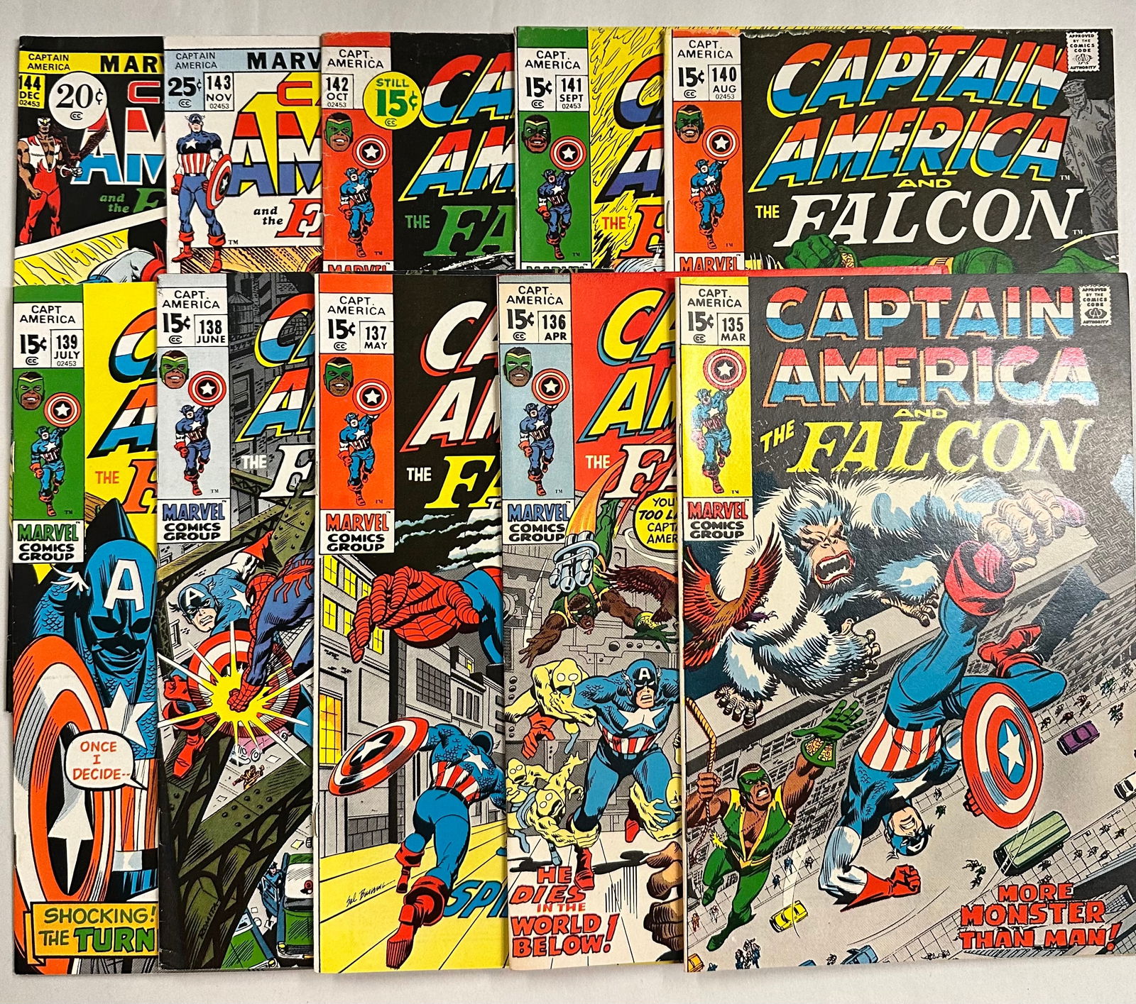10 Captain America Comic Books - 135-144 (1 of 7)