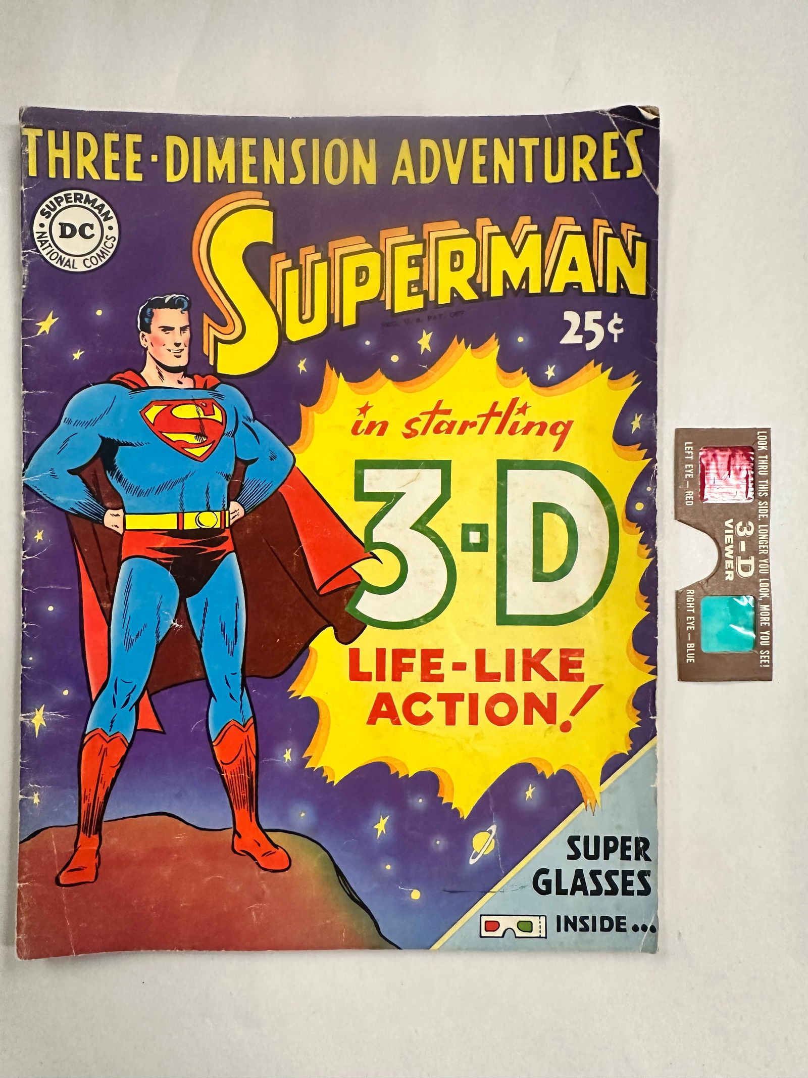 Superman 3-D 1953 Three-Dimension Adventures W/ Glasses: Superman 3-D 1953 Three-Dimension Adventures W/ Glasses - Lots of Bends - Please See Photo's For Details