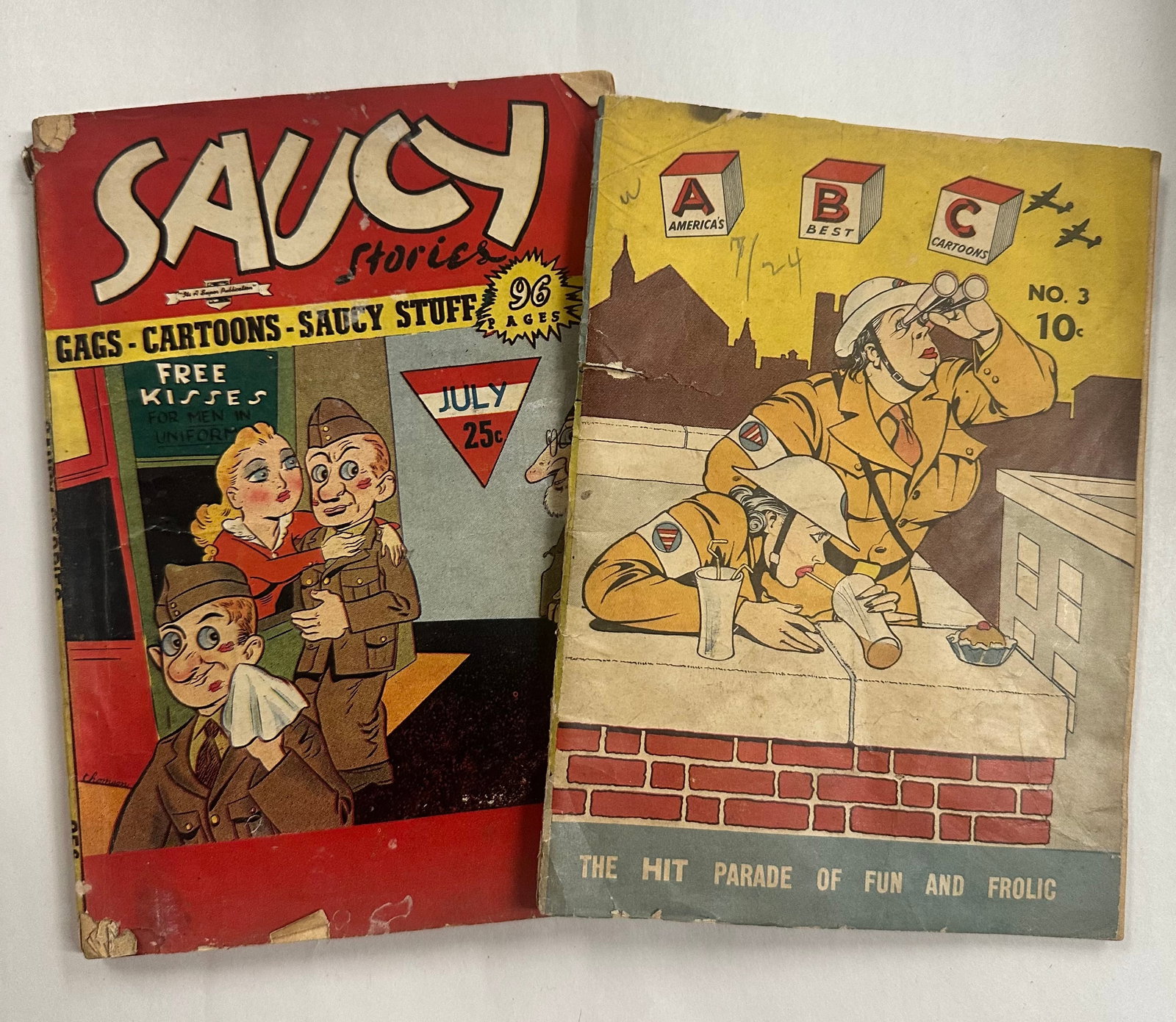 2 1940's WWII Comic Books for Soldiers Digest Size: 2 1940's WWII Comic Books for Soldiers Digest Size - Condition is very Rough - Please See Photo's For Details