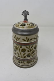 Mettlach #1919 1/4 liter Beer Stein with Inlay Lid