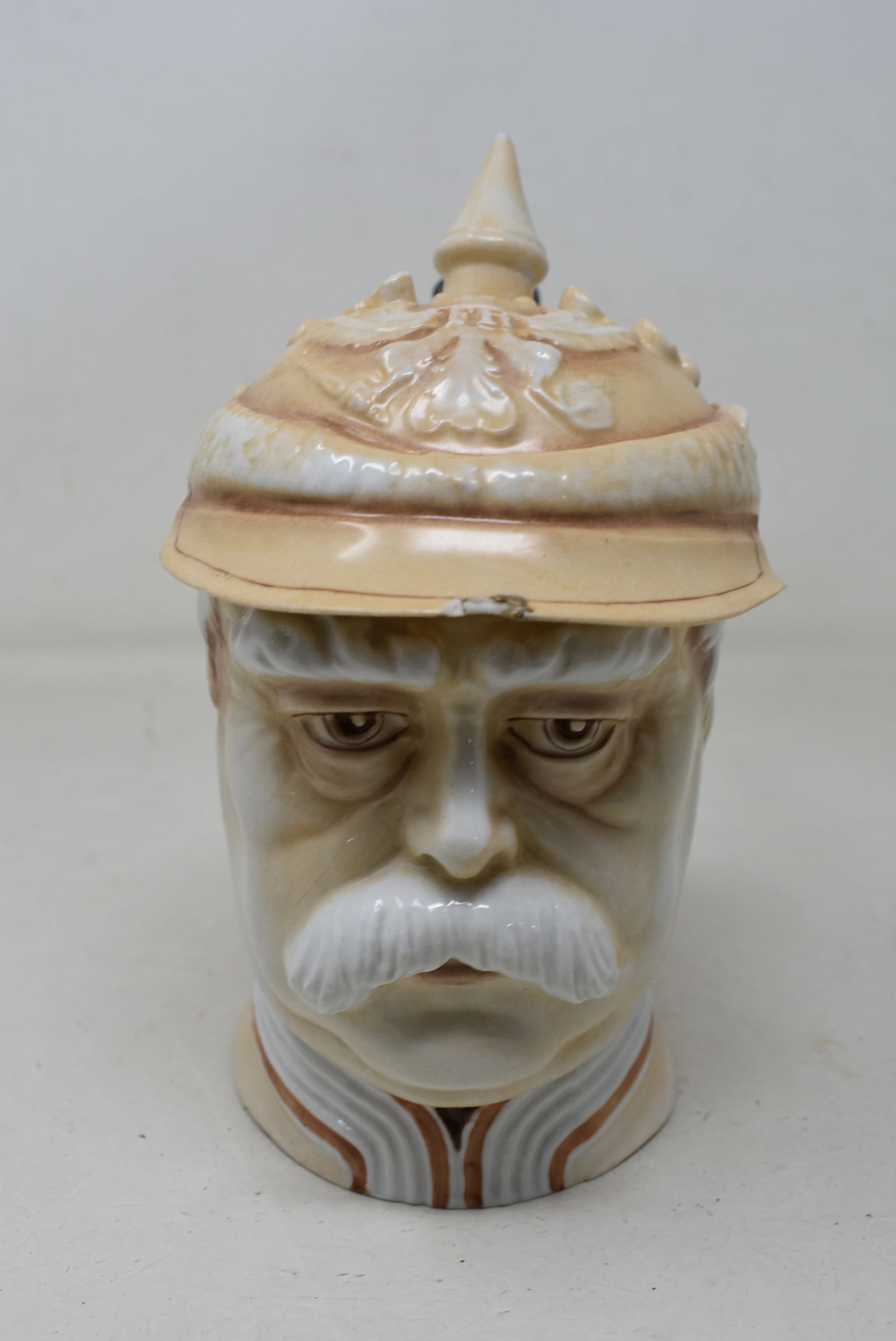 Schierholz Porcelain Character Beer Stein Bismark: Schierholz Porcelain Character Beer Stein "Bismark". There is a chip on the brim of his hat. Otherwise in good condition.