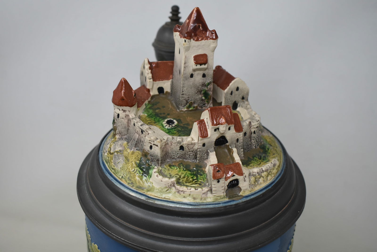 Mettlach #2038 3.8 Liter Rodenstein Castle Beer Stein (1 of 14)