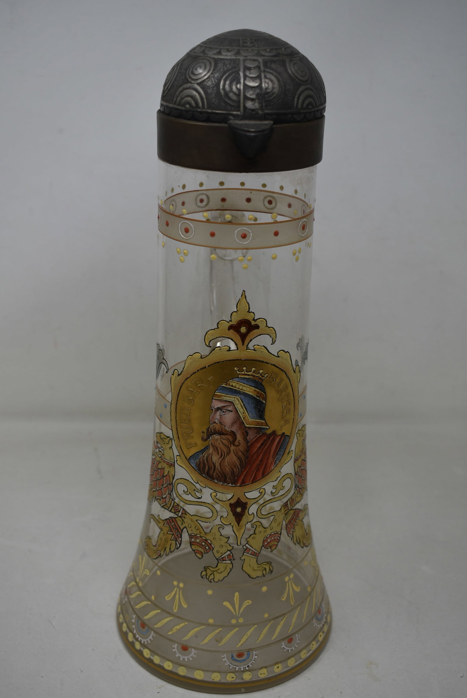 2 Liter Clear Glass with Relief Paint Beer Stein "King Barbarossa" Van Hauten (1 of 8)