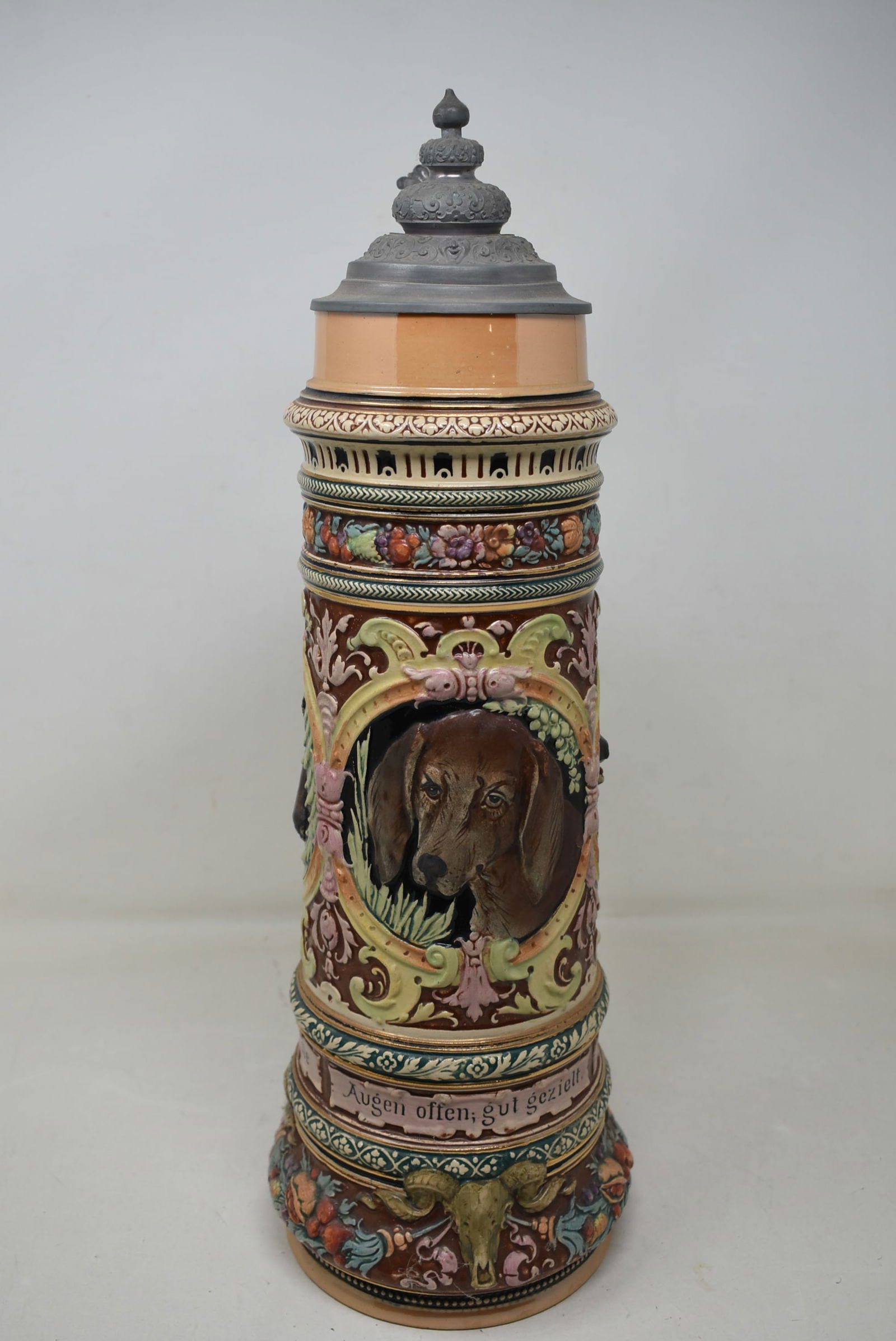 2 Liter German Beer Stein with Hunting Theme (1 of 7)