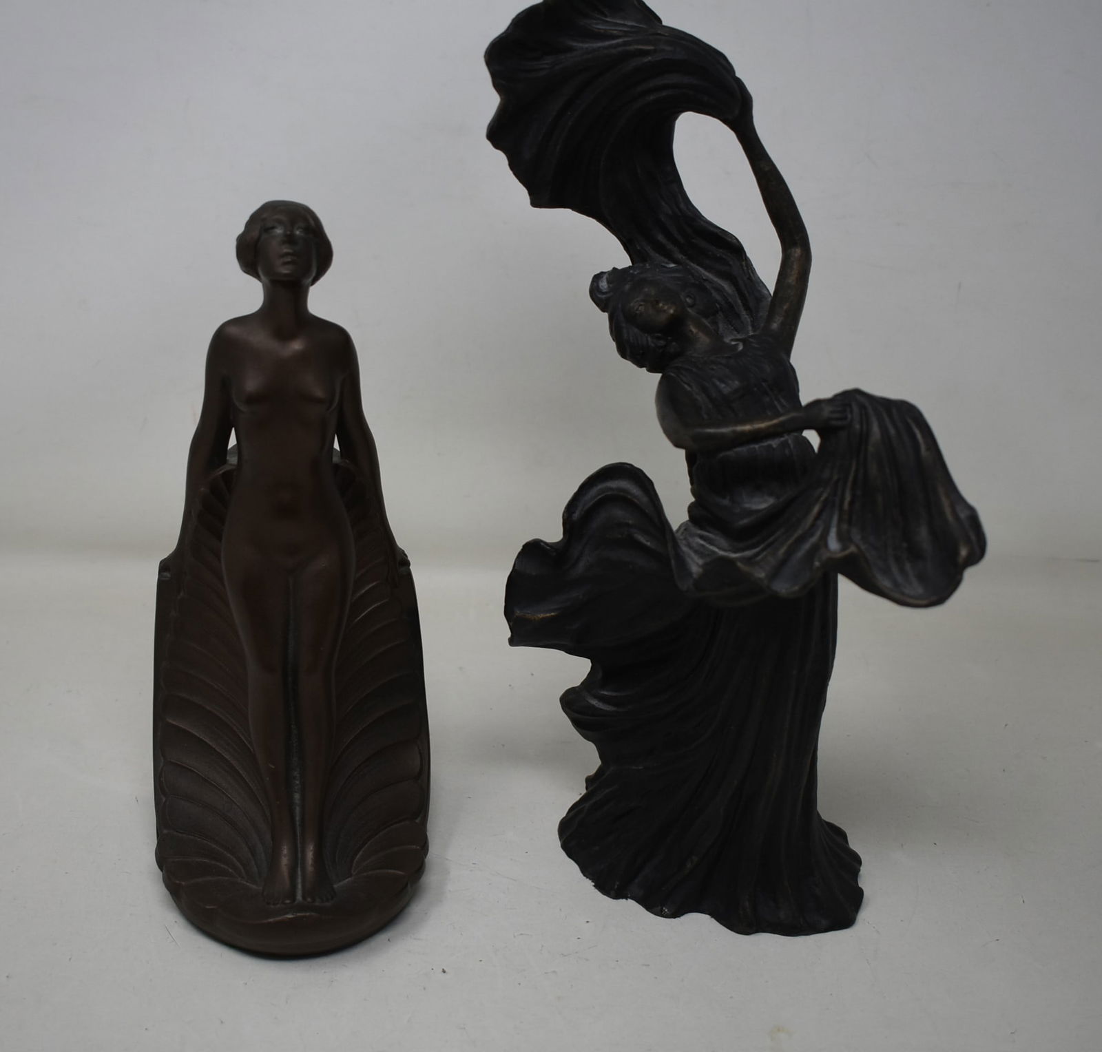 2 Decorative Women Metal Figures (1 of 9)
