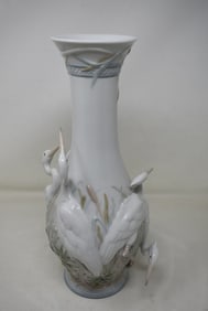 Lladro 6881 Herons Realm Vase 14"
